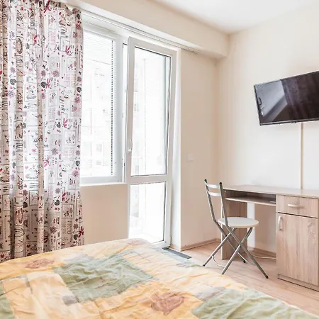 Mallside Apartment *